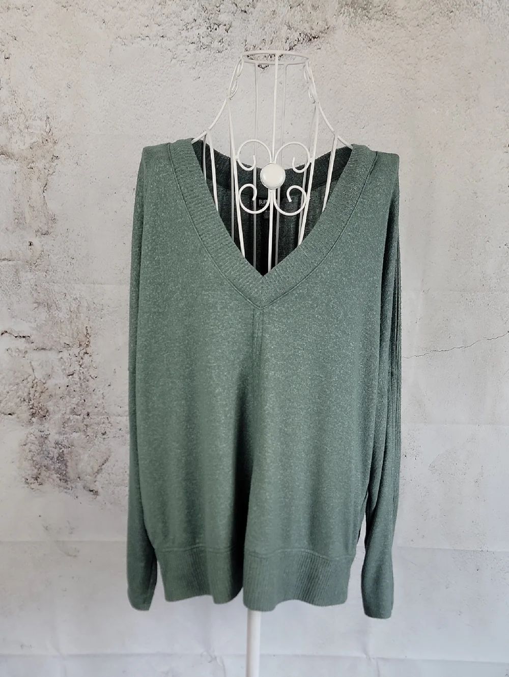 Buffalo David Bitton V-Neck Sweater Marled Green Womens Size XL